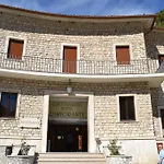 Hotel & La Margherita Roccaporena