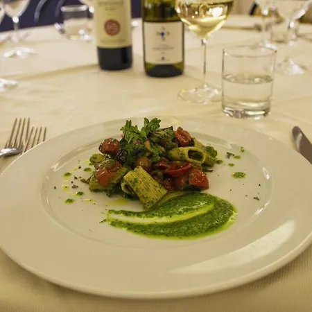 Roccaporena&la Margherita Hotel 3*