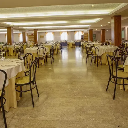 Roccaporena & La Margherita Hotel 3*