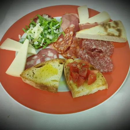 & Margherita Roccaporena