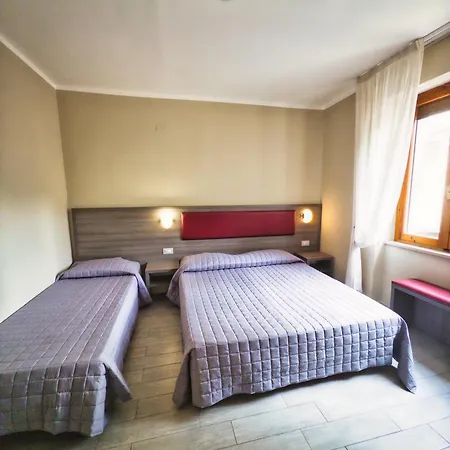 & Margherita Hotel