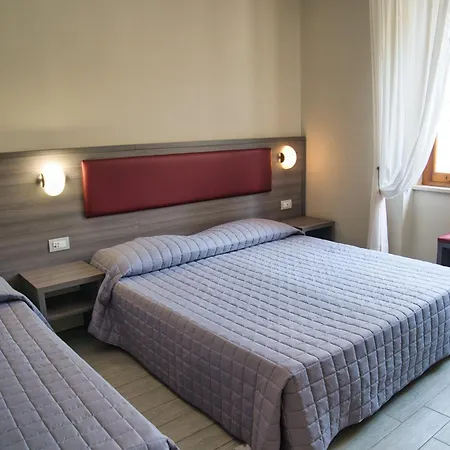 & Margherita Hotel Roccaporena