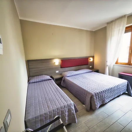 Hotel & Margherita 3*