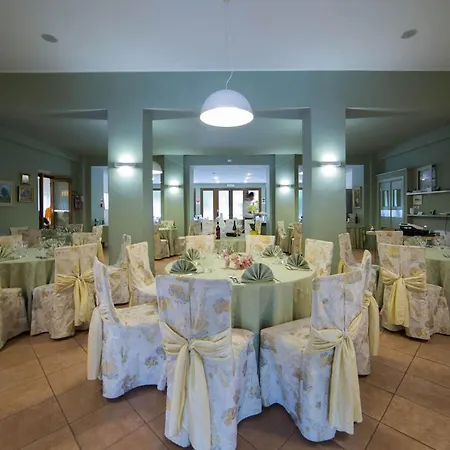 Hotel & Margherita 3*