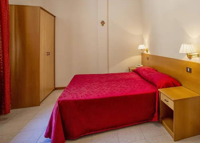 Hotel & La Margherita Roccaporena