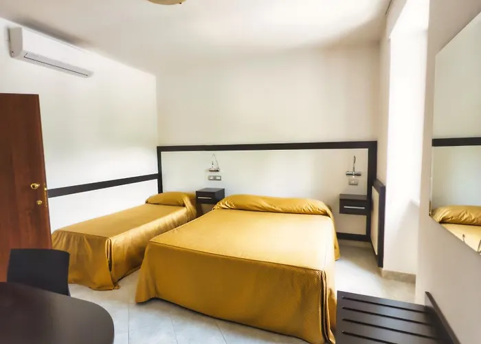 Hotel & La Margherita Roccaporena