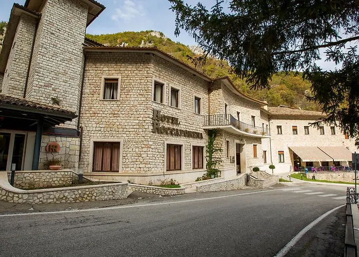 & La Margherita Hotel 3*